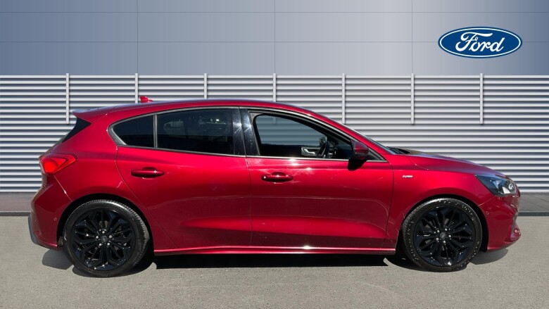 Ford Focus 1.5 EcoBlue 120 ST-Line X 5dr Auto Diesel Hatchback